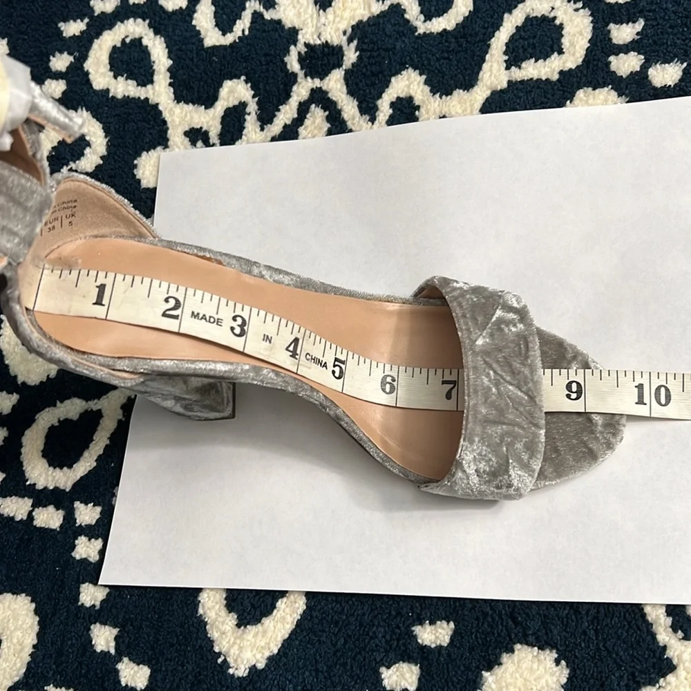 Silver Velvet Ankle-Strap Block Heel Sandals Sz 7.5